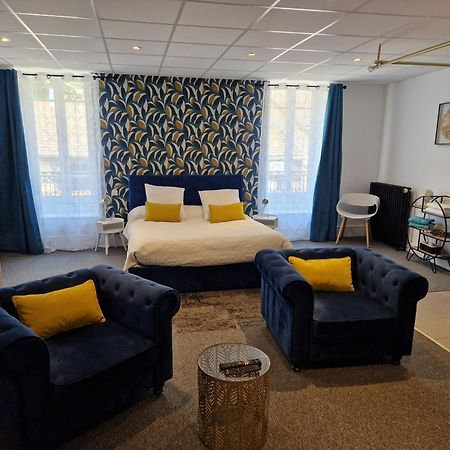 Bed and Breakfast Le Manoir- Клюни Экстерьер фото