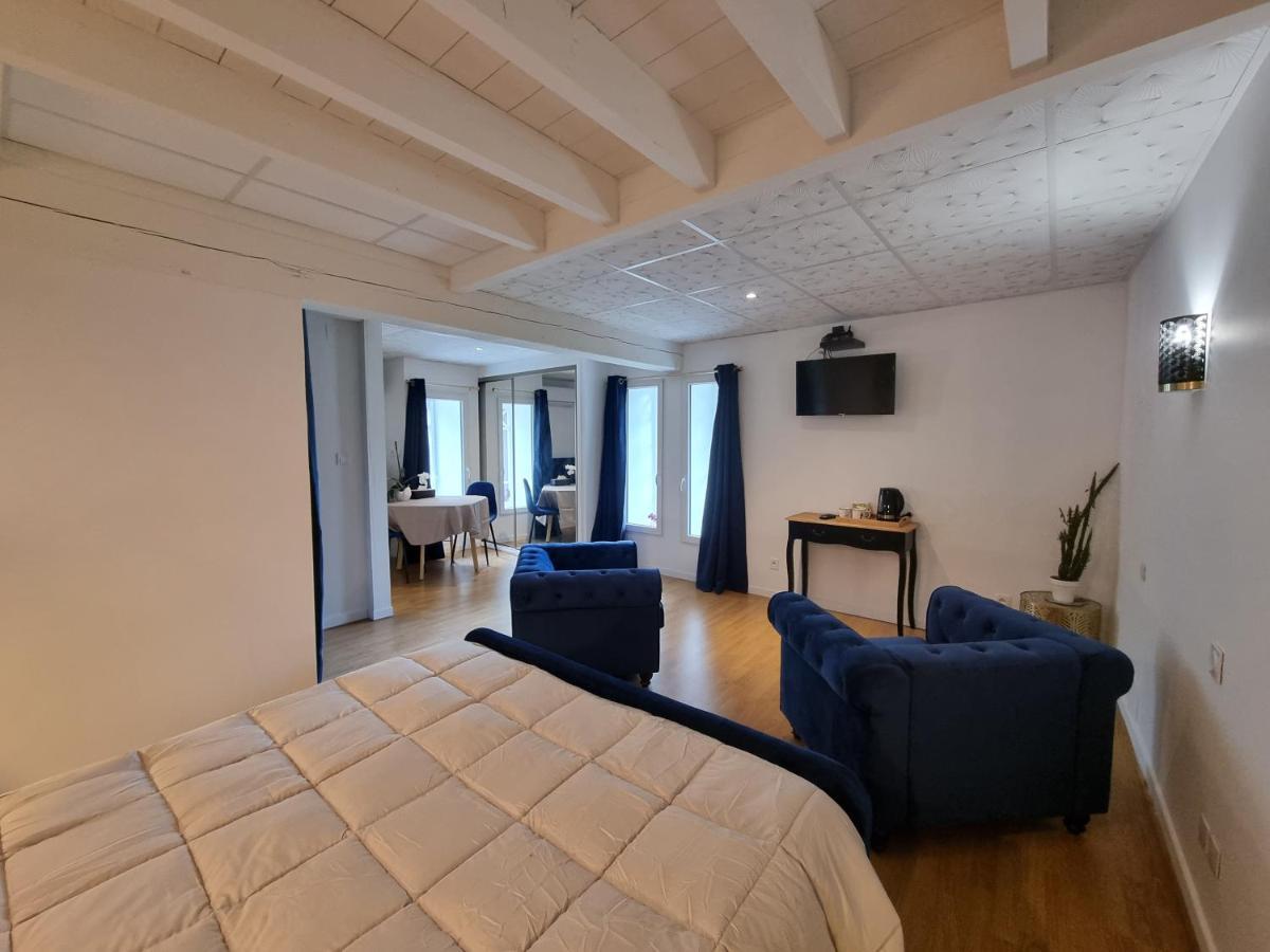 Bed and Breakfast Le Manoir- Клюни Экстерьер фото