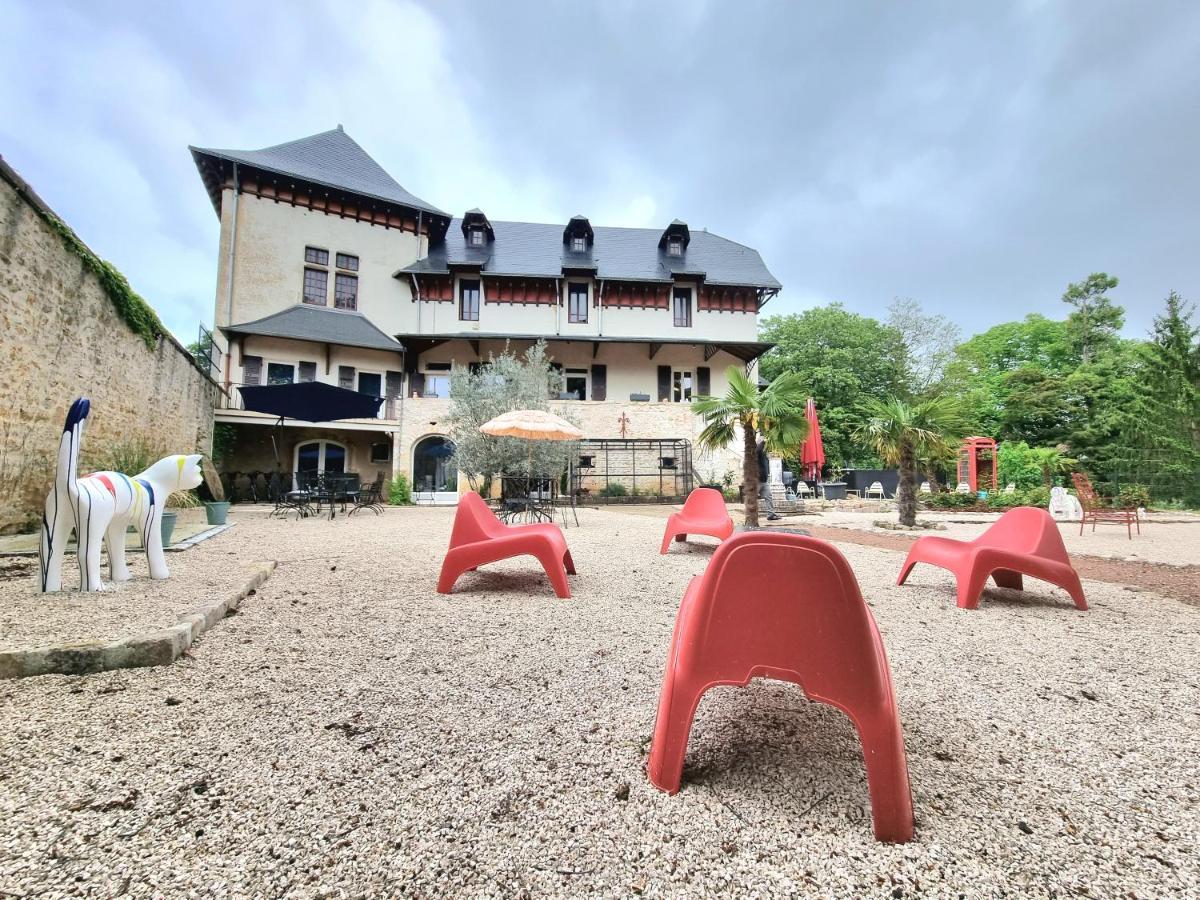 Bed and Breakfast Le Manoir- Клюни Экстерьер фото