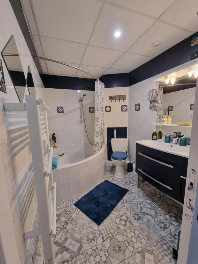 Bed and Breakfast Le Manoir- Клюни Экстерьер фото